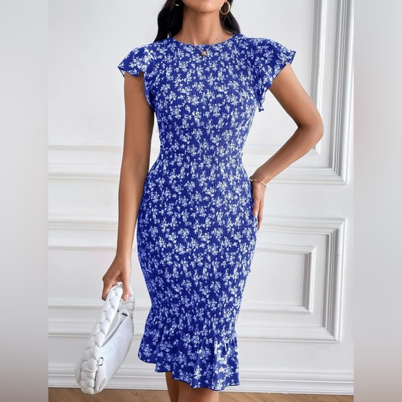 Amazon Dresses & Skirts - BLUE FLORAL MIDI BODYCON DRESS XXL